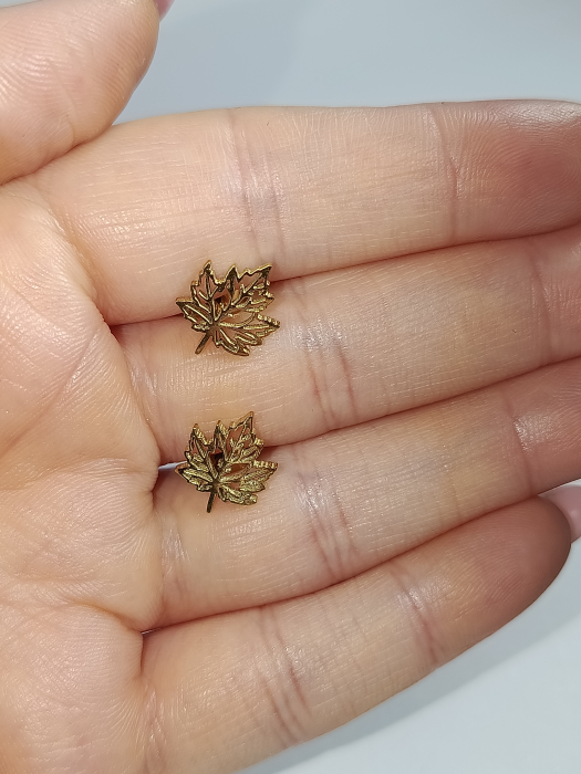 Cercei aurii frunză din inox hipoalergenic, „Șoapta Arinului" rezistenți la apă [2]