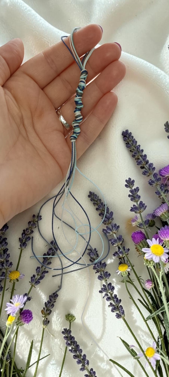 Charm pentru telefon albastru handmade – șnur cerat împletit manual, "Laguna" [3]