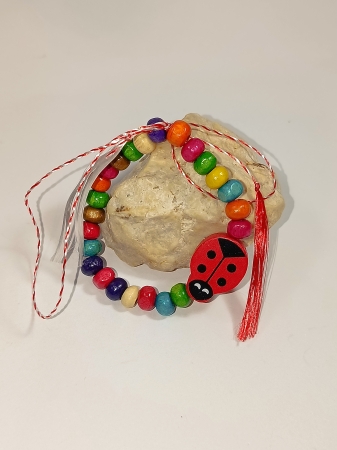 Brățară Mărțișor Copii - Buburuză Roșie & Mărgele Lemn | Handmade „Bubu cea Norocoasă" [2]