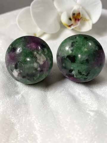 VELVET LADIES - Cercei Din Inox Argintiu cu Piatră Tip Zoizit Verde,Handmade – „Roua Pădurii”