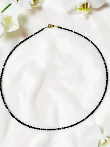 VELVET LADIES - Colier Choker Cristale Negre Fațetate – Aurii, Fir Inox, Rezistent la Apă „Midnight Gold”