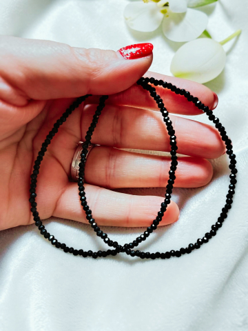 Colier Choker Din Cristale Negre Fațetate – „Midnight Sparkle”, Elegant, Rezistent la Apă [2]