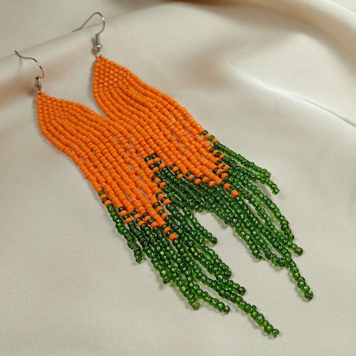Cercei lungi handmade din mărgele de sticlă portocaliu-verde 14.6 cm [2]