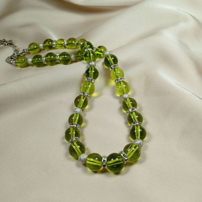 Colier handmade din sfere de sticla verde cu rhinestone si pandantiv fluture metalic [6]