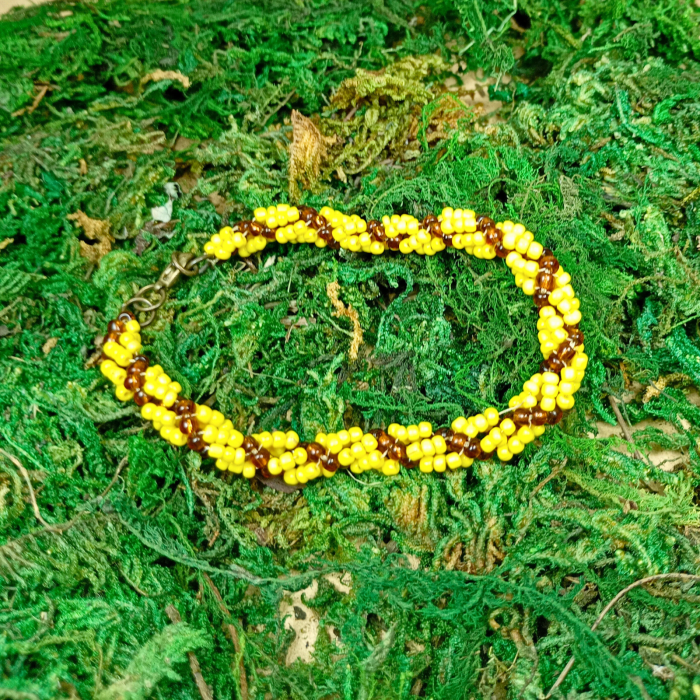 Brățară galbenă din mărgele de sticlă [5]