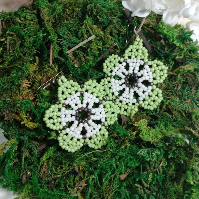 Cercei flori verzi din margele [5]