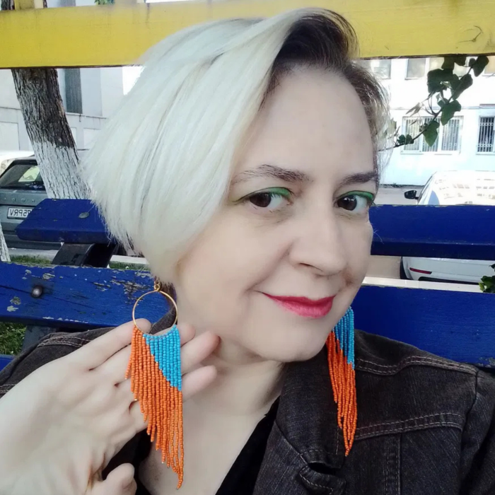 Cercei lungi cu franjuri portocaliu si bleu din margele de sticla [8]