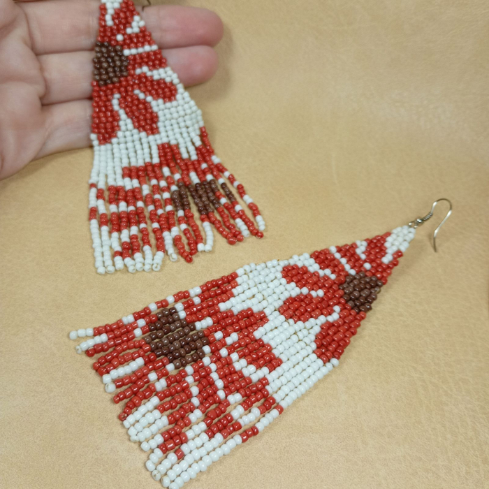 Cercei lungi din mărgele cu flori roșii [8]