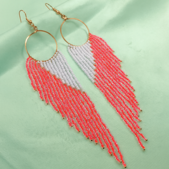 Cercei lungi din mărgele portocaliu neon și alb [2]