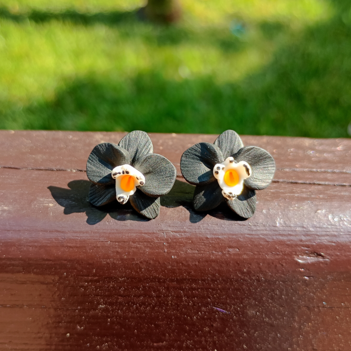 Cercei Orhidee Negre - Eleganță Minimalistă, Ușori și Delicați [7]