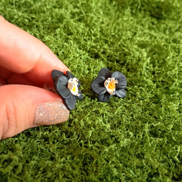 Cercei Orhidee Negre - Eleganță Minimalistă, Ușori și Delicați [5]