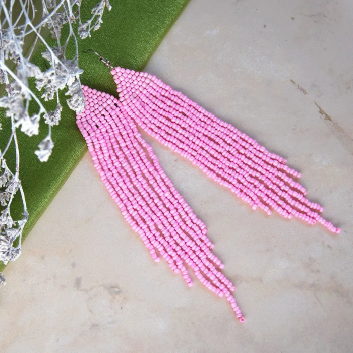 Cercei Roz Delicat – strălucire feminină în mișcare [4]