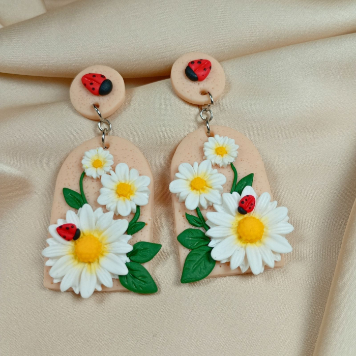 Cercei surub Margarete si buburuze [8]