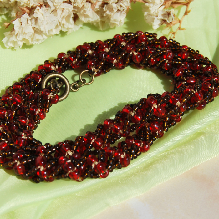 Colier Roșu din Mărgele Cusute [4]