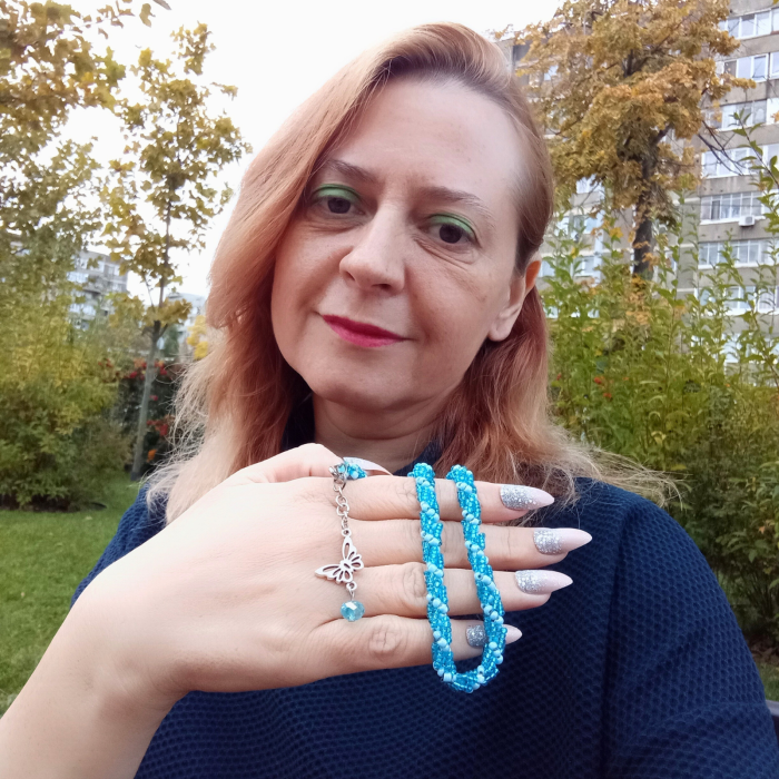 Colier Spirala Albastră din margele sticlă [5]