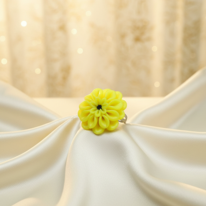 Inel reglabil cu floare dalie galbenă [12]