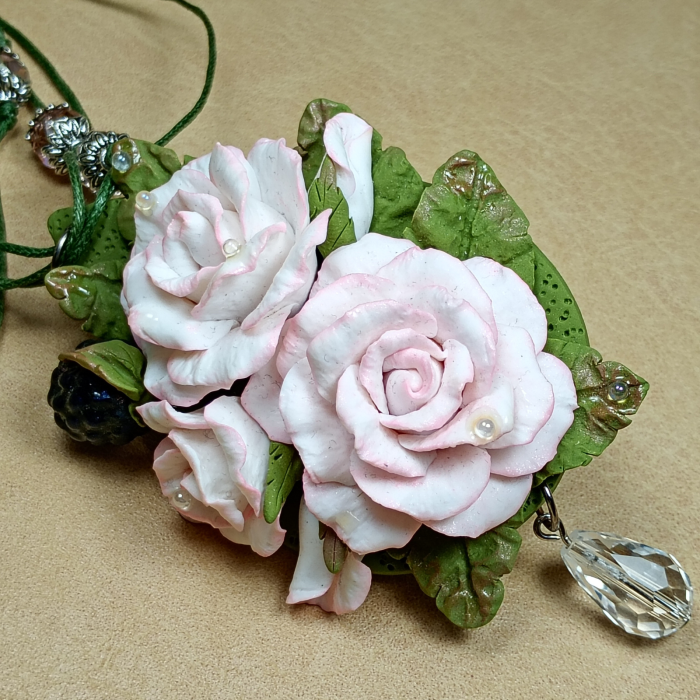 Pandantiv Trandafiri în Rouă [12]