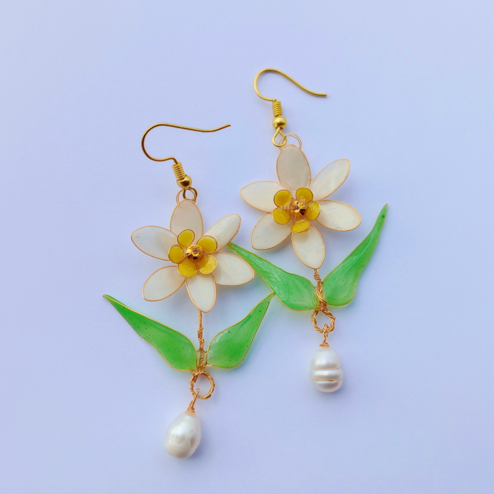 Set cercei si inel flori albe [12]