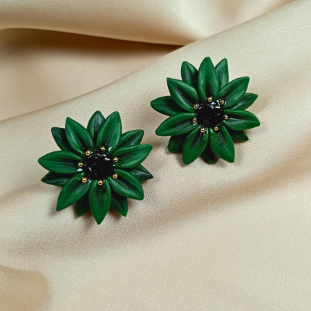 Cercei surub - Cercei șurub floare verde smarald – argilă polimerică handmade