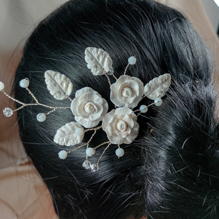 Ac de par cu trandafiri albi [2]