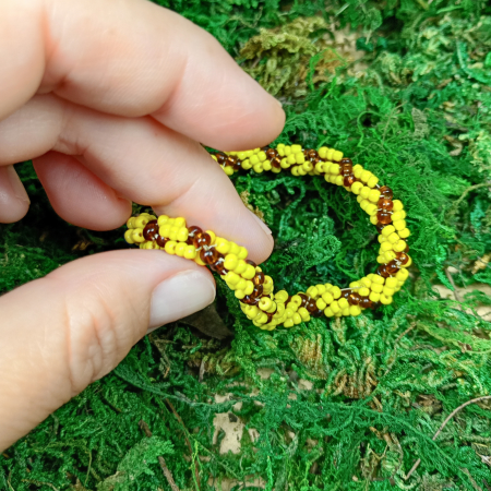 Brățară galbenă din mărgele de sticlă [2]