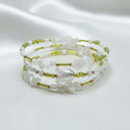 Bratari - Brățară spirală handmade cu inimă Murano și Ochi de pisică alb