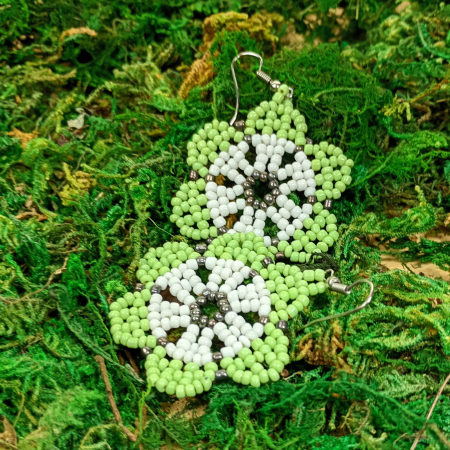 Cercei flori verzi din margele [1]