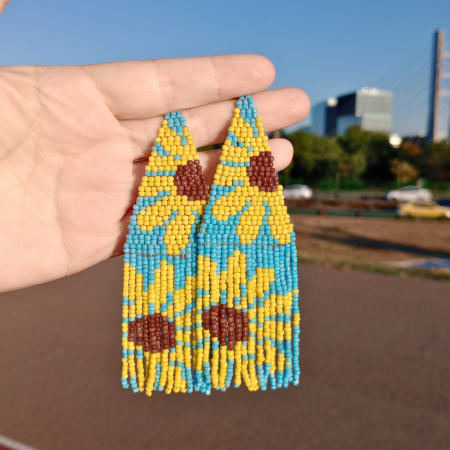 Cercei lungi din mărgele cu floarea-soarelui [8]