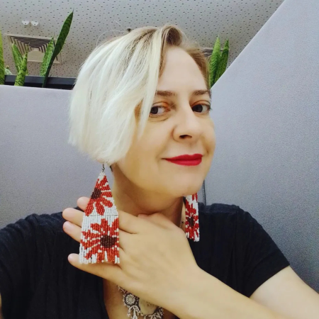 Cercei lungi din mărgele cu flori roșii [2]