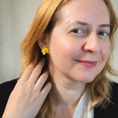 Cercei orhidee galbene handmade, tip șurub, din argilă polimerică – ușori și veseli [1]