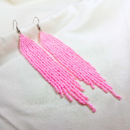 Cercei Roz Delicat – strălucire feminină în mișcare [2]