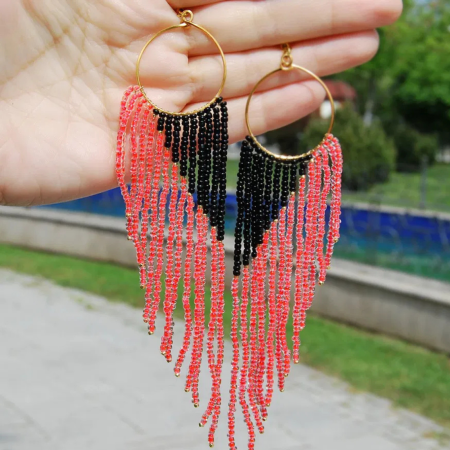 Cercei statement lungi portocaliu neon cu negru din margele de sticla [4]