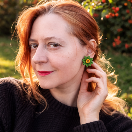 Colecția Florală - Cercei surub cu flori verzi