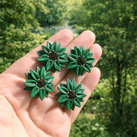 Colecția Florală - Cercei șurub floare verde smarald – argilă polimerică handmade