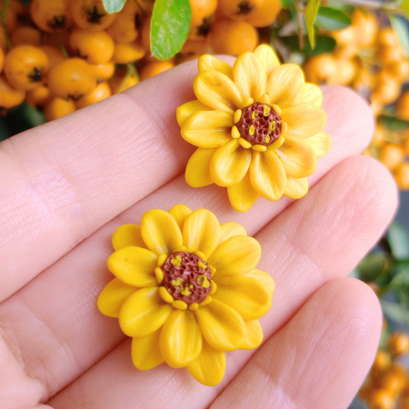 Cercei cu flori - Cercei surub flori galbene