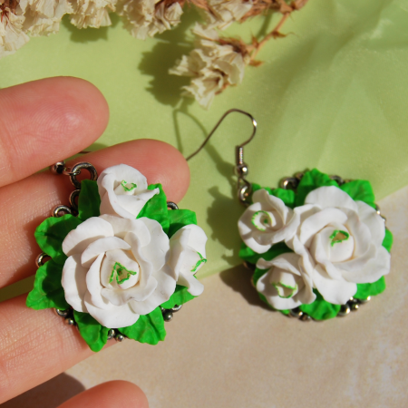Cercei trandafiri albi [6]