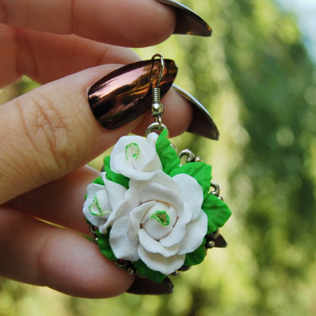 Cercei trandafiri albi [3]