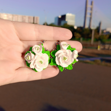 Cercei trandafiri albi [1]