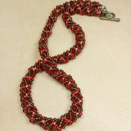 Colier Roșu din Mărgele Cusute [1]
