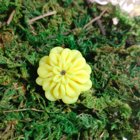 Inel reglabil cu floare dalie galbenă [15]