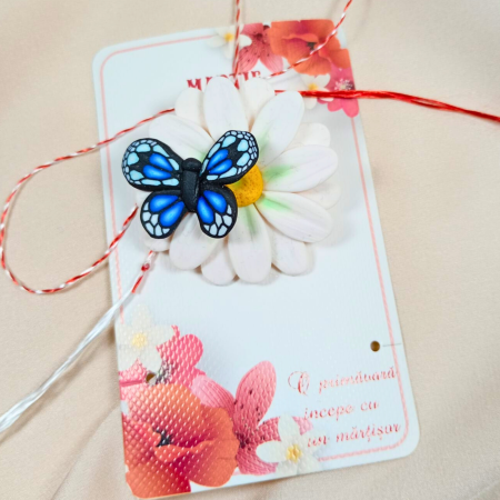 Mărțișor brosa cu mergaretă albă și fluture albastru [4]