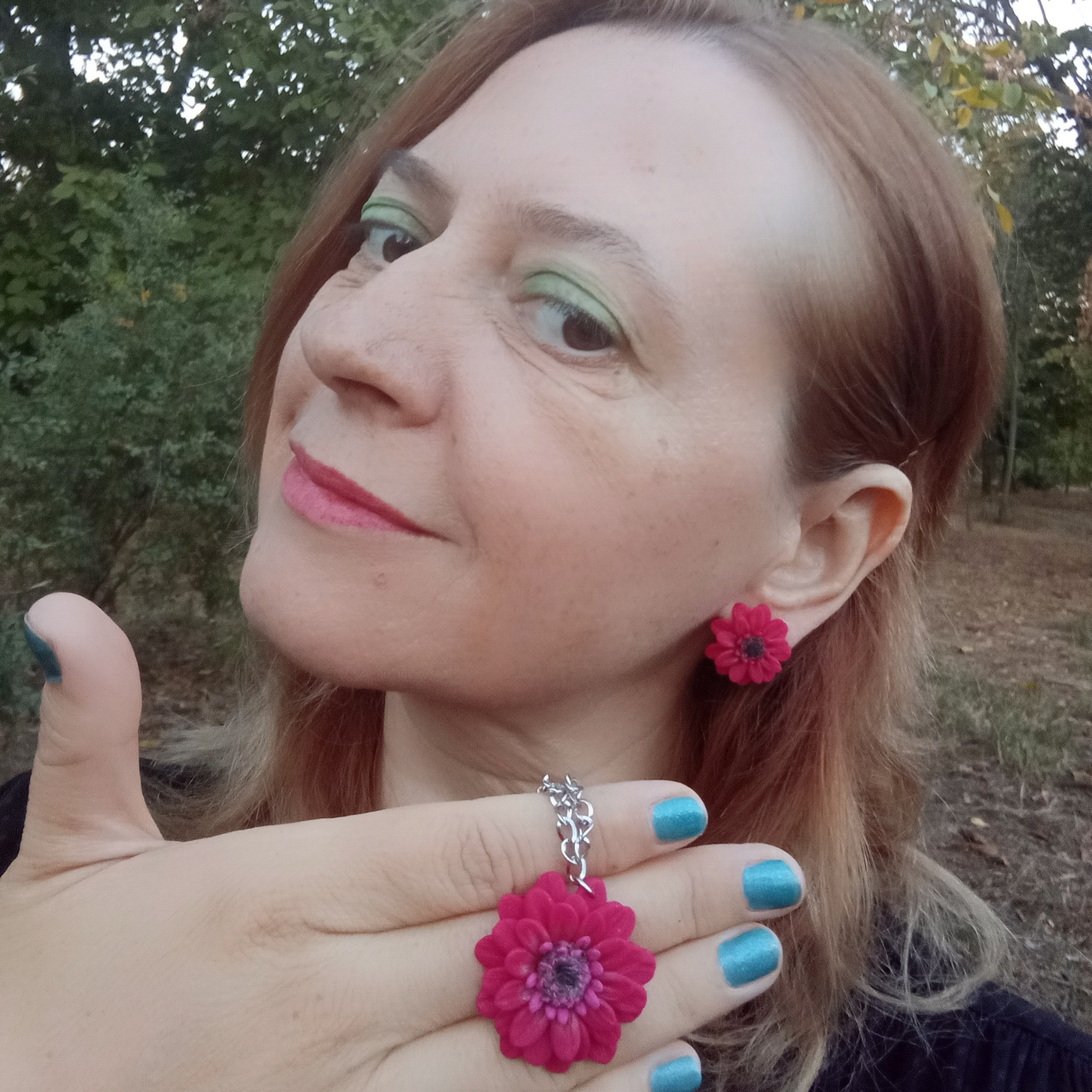 Coafuri rapide pentru a evita încurcarea cerceilor în păr