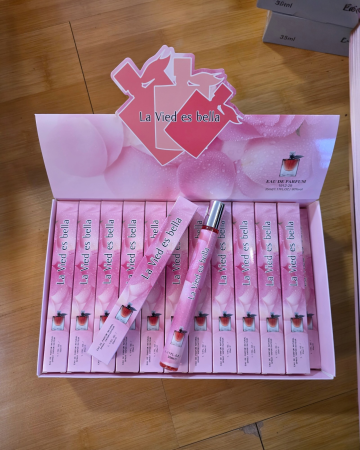 Produse - Parfum Replica La Vie Est Belle 35ml