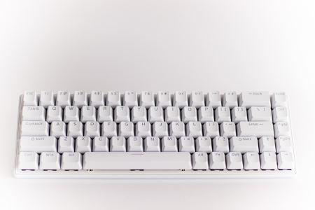 Produse - Tastatura mecanica gaming, RGB, 68 taste, Cablu Type-C la USB, 12 moduri de iluminare, Ergonomica, Dimensiune redusa, Blue switch, Alba, Plug'n'Play