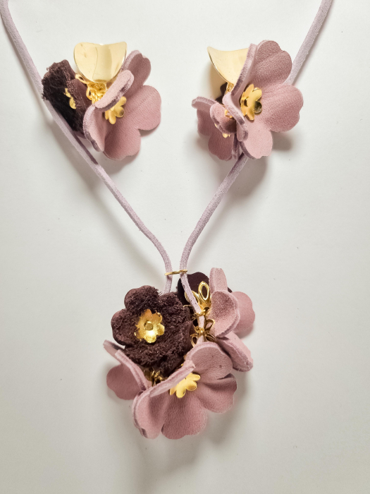 Set cercei cu pandant din piele naturala FLORI [2]