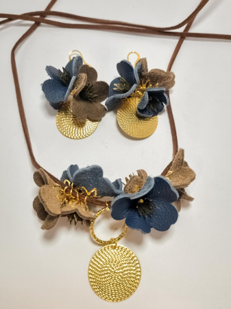 Cercei Unicat piele FLORI - Set cercei cu pandant din piele naturala FLORI