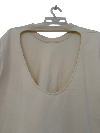 Tricou cu spate decupat și mânecă scurtă [1]