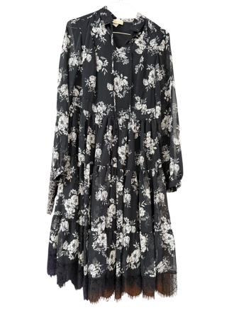 Rochii - Rochie lungă, elegantă, cu imprimeu floral alb pe fond negru