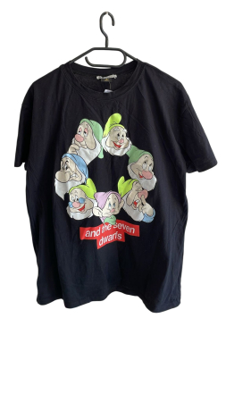 Tricouri - Tricou cu design inspirat din universul clasic Disney