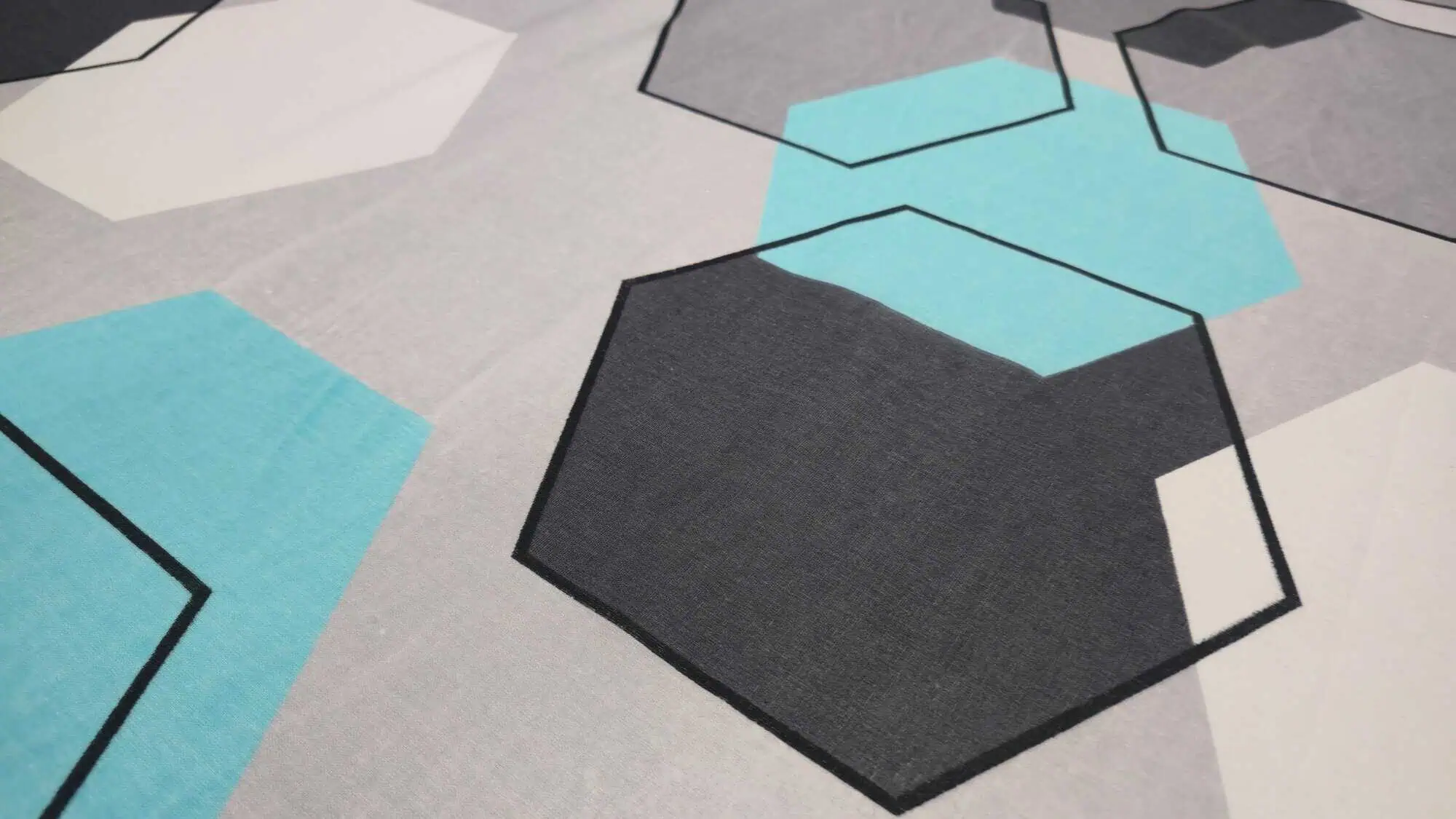 Lenjerie pat bumbac configurabila model Hexagon Modern gri turcoaz vedere ansamblu [3]